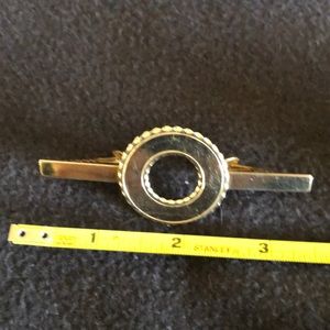 Vintage gold tone scarf clip